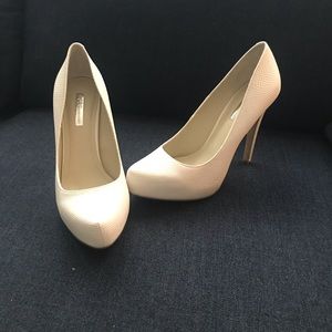 BCBG White Pumps- Never Worn